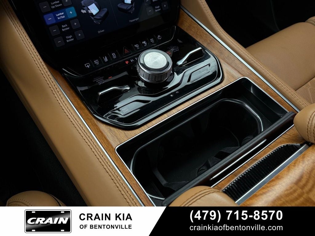 2022 Jeep Grand Wagoneer Series III - 4WD / PANORAMIC SUNROOF / CLEAN CARFAX