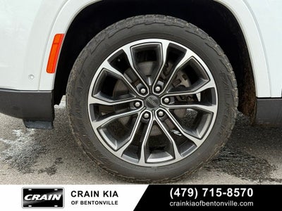 2022 Jeep Grand Wagoneer Series III - 4WD / PANORAMIC SUNROOF / CLEAN CARFAX