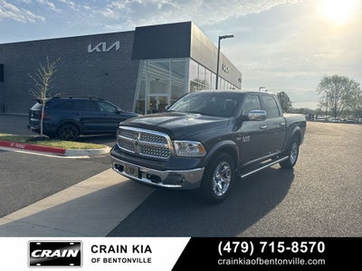 2015 RAM 1500 Laramie - 4WD / SUNROOF