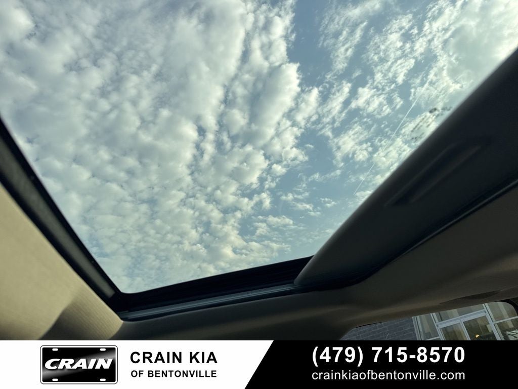 2015 RAM 1500 Laramie - 4WD / SUNROOF