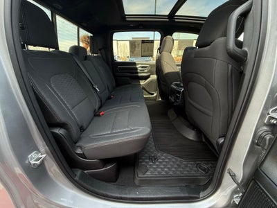 2025 RAM 1500 Big Horn/Lone Star - 4WD / PANORAMIC SUNROOF / ONE OWNER