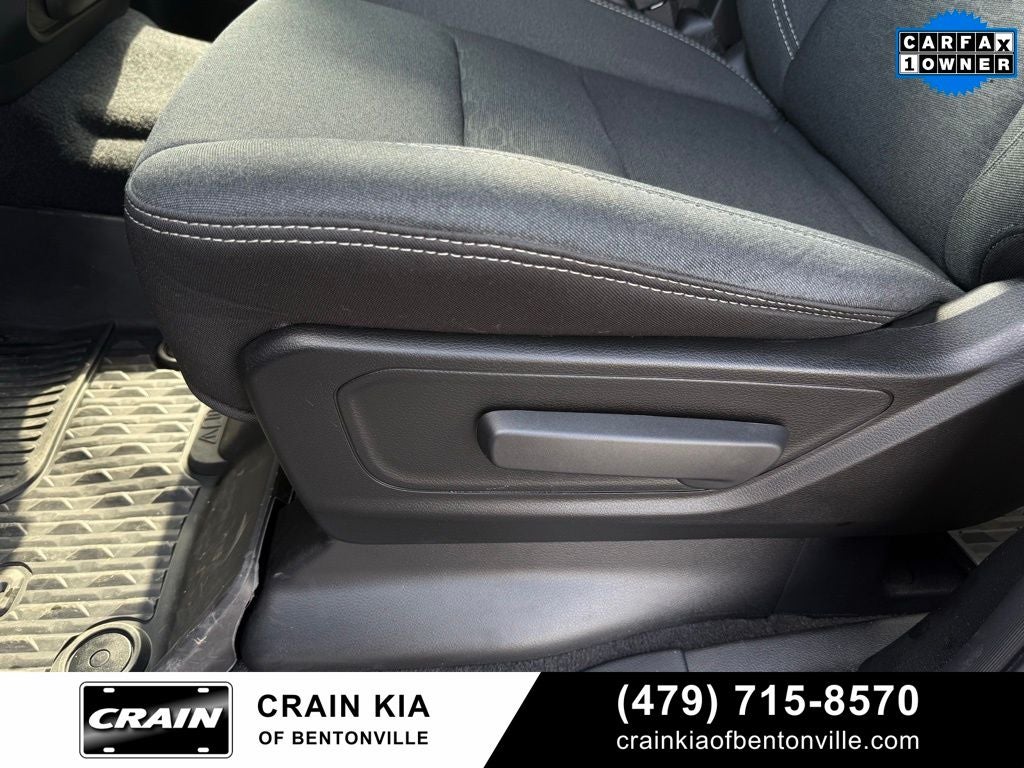 2025 RAM 1500 Warlock - 4WD / CLEAN CARFAX / ONE OWNER