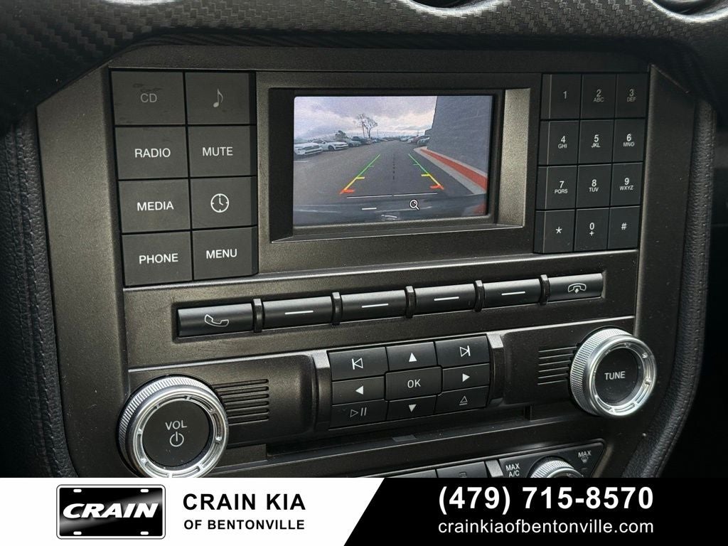 2016 Ford Mustang V6