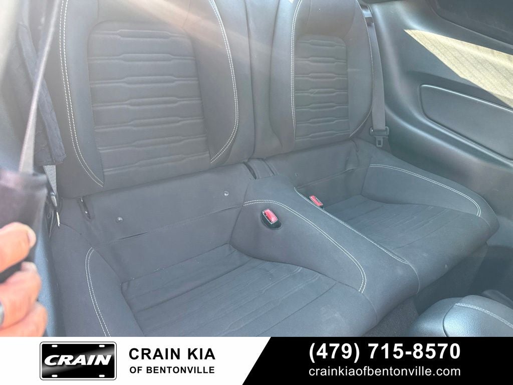2016 Ford Mustang GT - 5.0 L V8 / CLEAN CARFAX