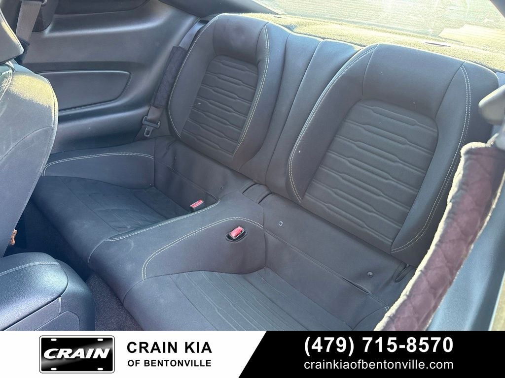 2016 Ford Mustang GT - 5.0 L V8 / CLEAN CARFAX