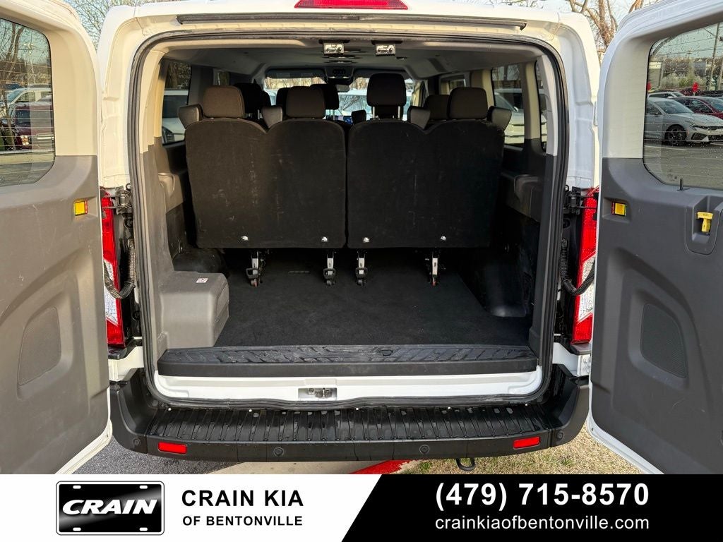 2024 Ford Transit-350 XLT - 12 PASSENGER / CLEAN CARFAX / ONE OWNER