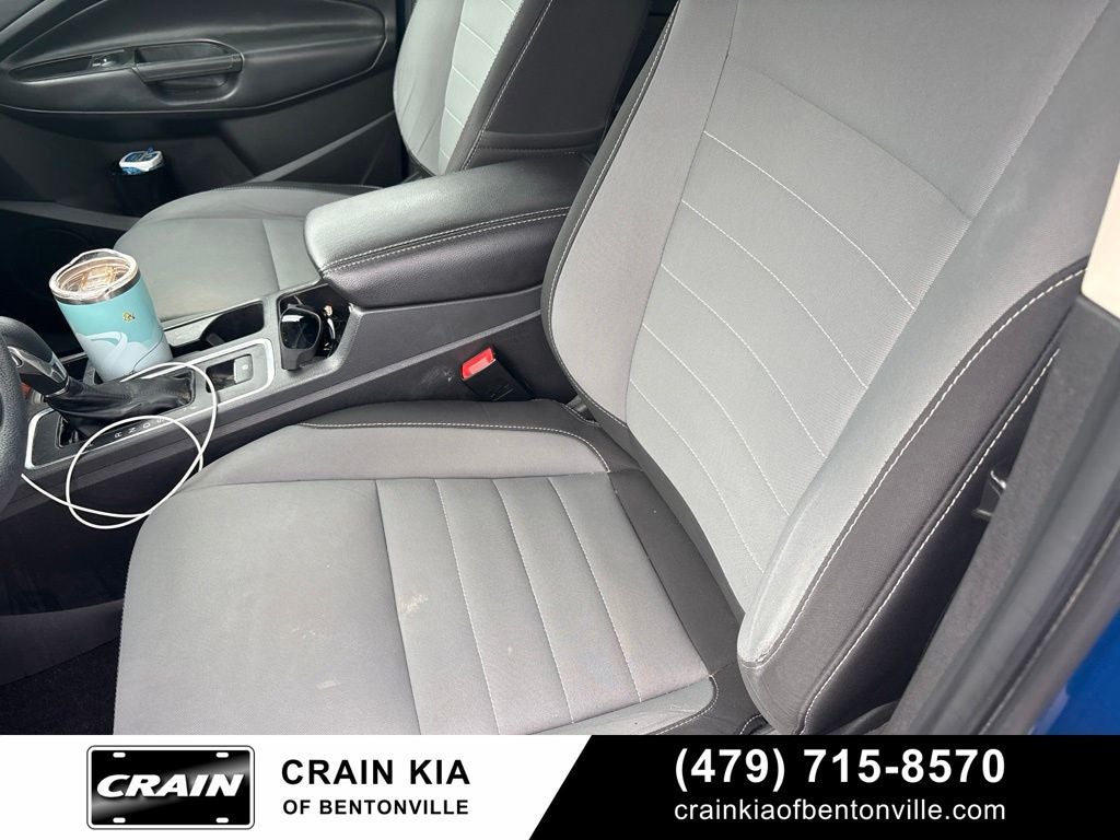 2017 Ford Escape S - CLEAN CARFAX / ONE OWNER