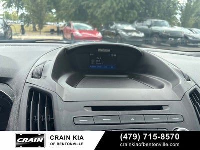 2017 Ford Escape S - CLEAN CARFAX / ONE OWNER