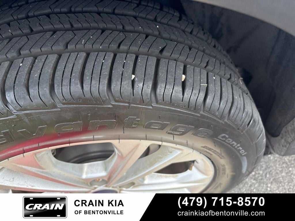 2017 Ford Escape S - CLEAN CARFAX / ONE OWNER