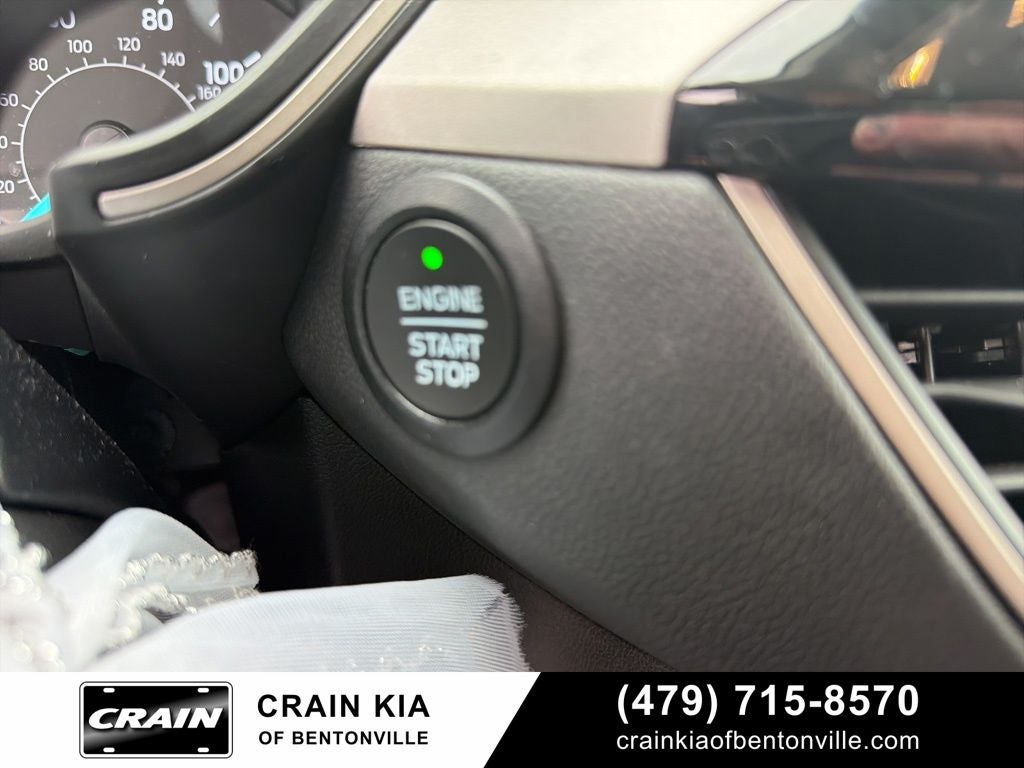 2022 Ford Escape SEL - AWD / CLEAN CARFAX