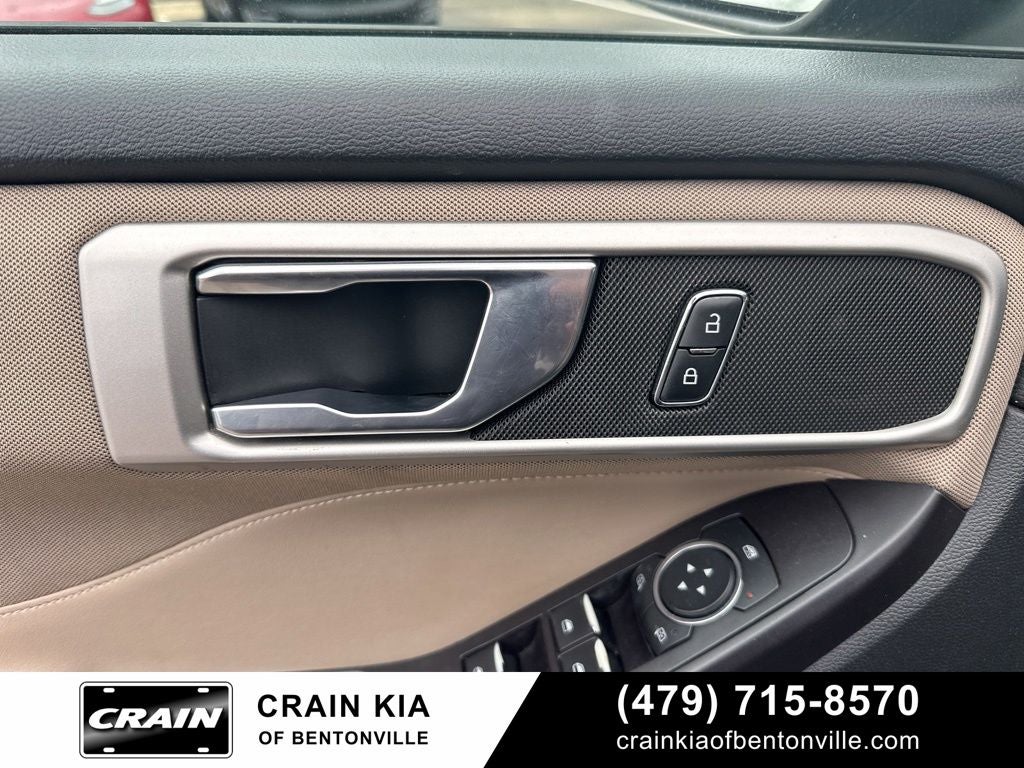2020 Ford Explorer XLT - CARFAX ONE OWNER