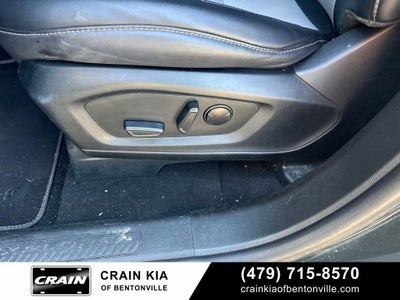 2024 Ford Explorer XLT - 4WD / CLEAN CARFAX / ONE OWNER