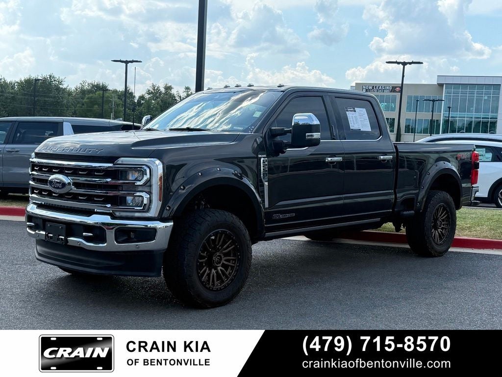 2024 Ford F-250SD King Ranch - 4WD / CLEAN CARFAX / LIFTED!