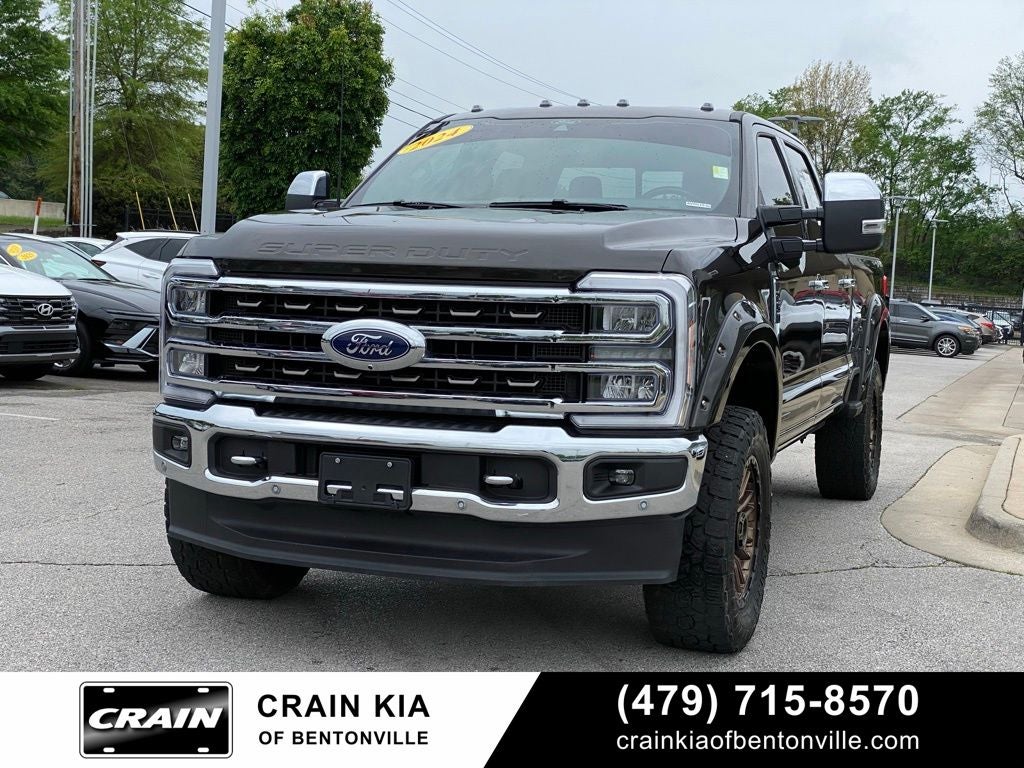 2024 Ford F-250SD King Ranch - 4WD / CLEAN CARFAX / LIFTED!