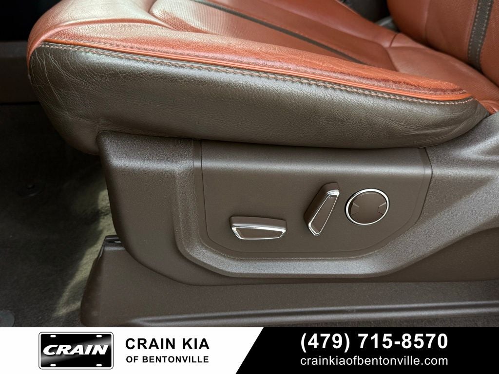 2019 Ford F-150 King Ranch - 4WD / LIFTED! / CLEAN CARFAX