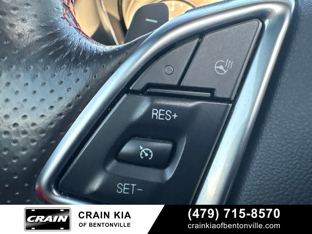 2018 Chevrolet Camaro 2LT - SUNROOF / LEATHER / LOW MILES!