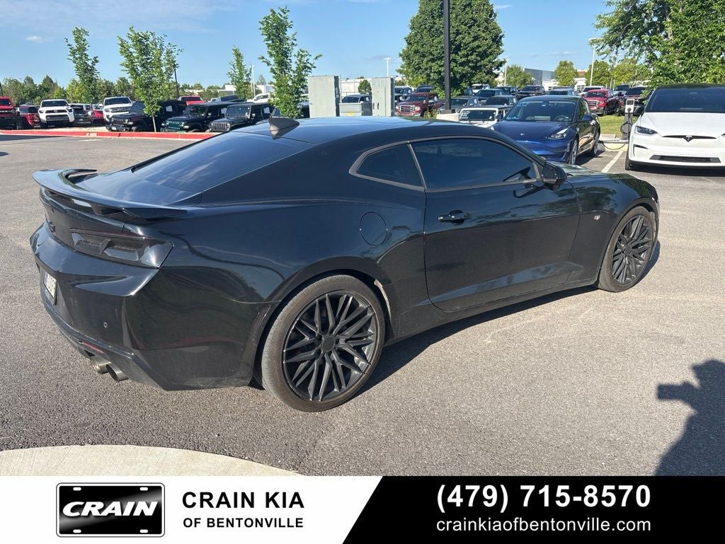 2018 Chevrolet Camaro 2LT - SUNROOF / LEATHER / LOW MILES!