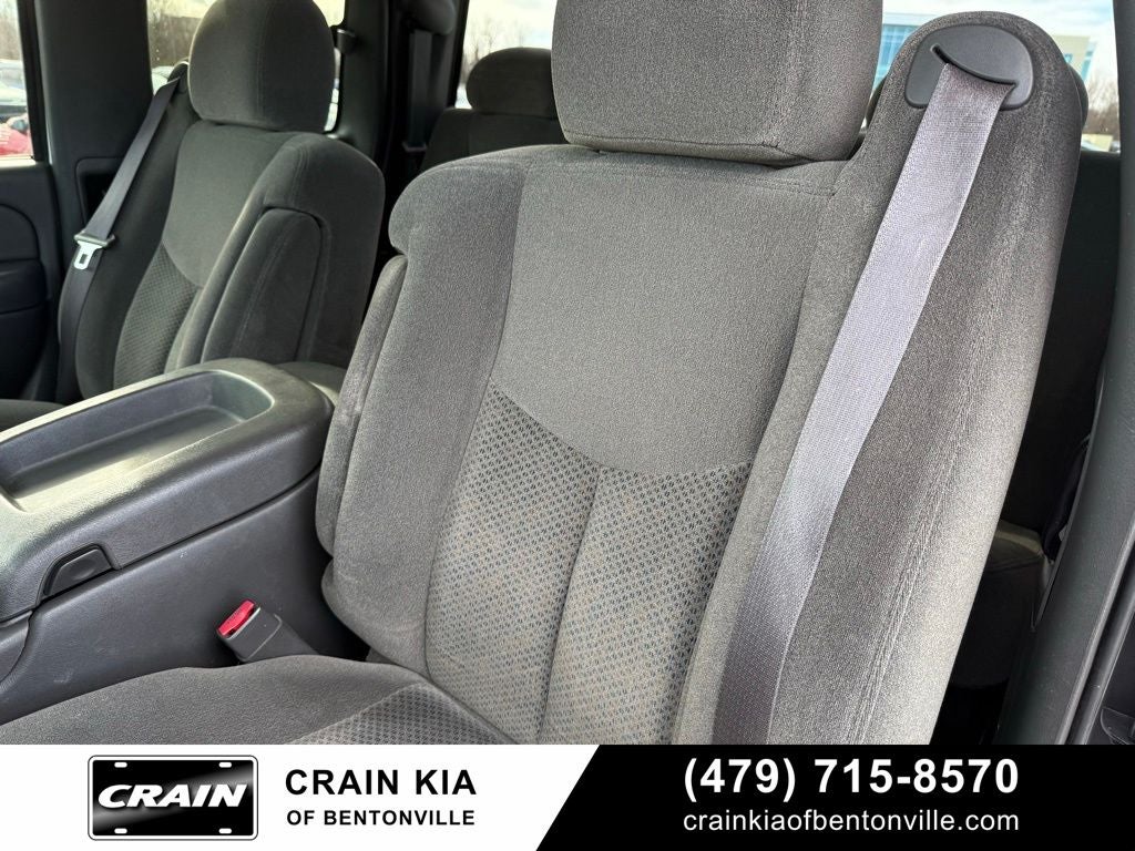 2005 Chevrolet Silverado 1500 Z71 Style Side - 4WD / CLEAN CARFAX