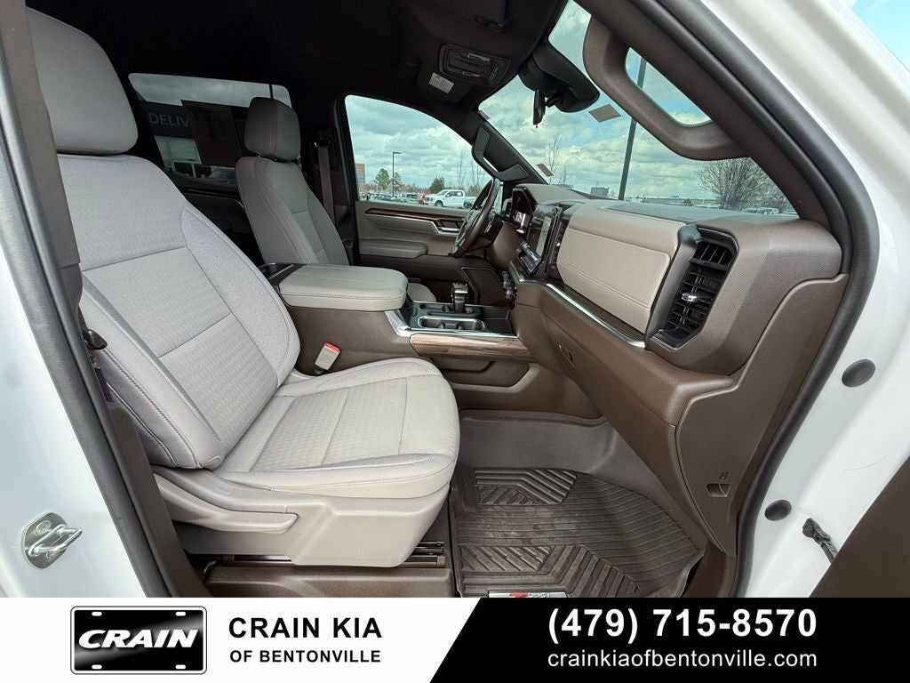 2023 Chevrolet Silverado 1500 RST - 4WD / CLEAN CARFAX / ONE OWNER