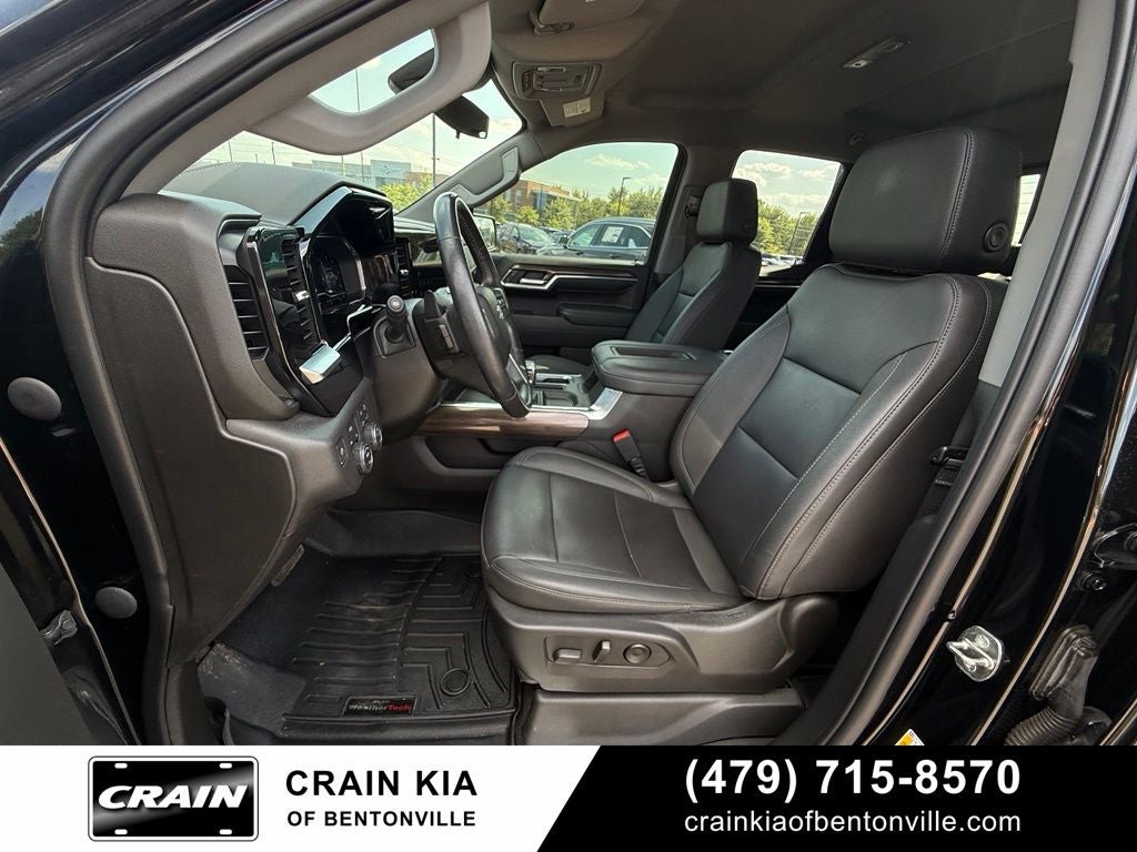 2022 Chevrolet Silverado 1500 RST - 4WD / CLEAN CARFAX / ONE OWNER