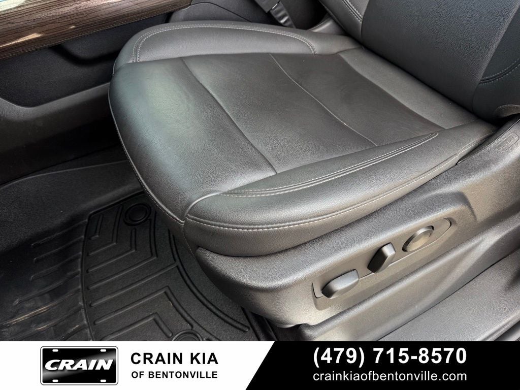 2022 Chevrolet Silverado 1500 RST - 4WD / CLEAN CARFAX / ONE OWNER