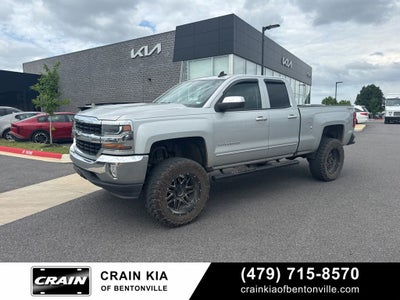 2017 Chevrolet Silverado 1500 LT - LIFTED! / CLEAN CARFAX / 4WD