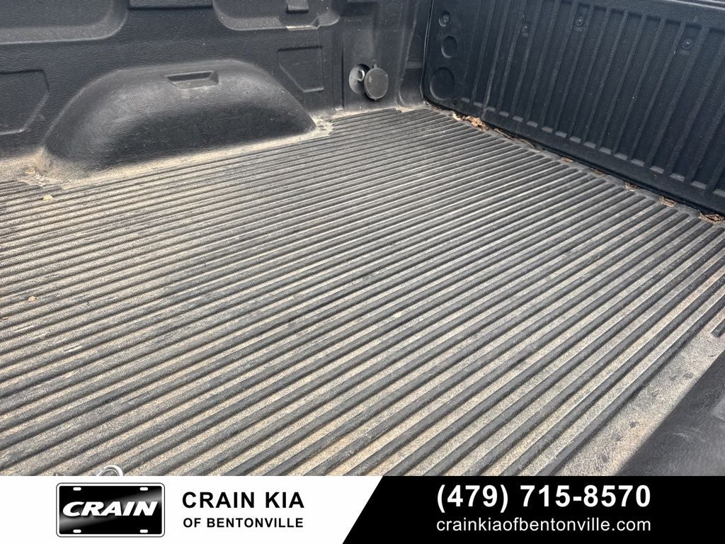 2017 Chevrolet Silverado 1500 LT - LIFTED! / CLEAN CARFAX / 4WD