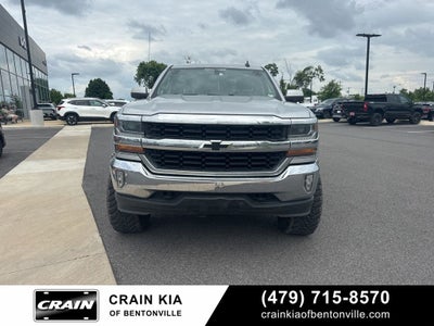 2017 Chevrolet Silverado 1500 LT - LIFTED! / CLEAN CARFAX / 4WD