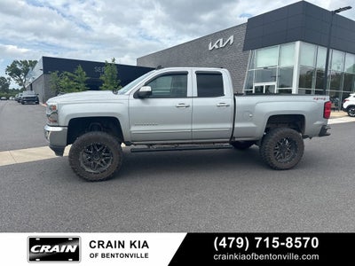 2017 Chevrolet Silverado 1500 LT - LIFTED! / CLEAN CARFAX / 4WD