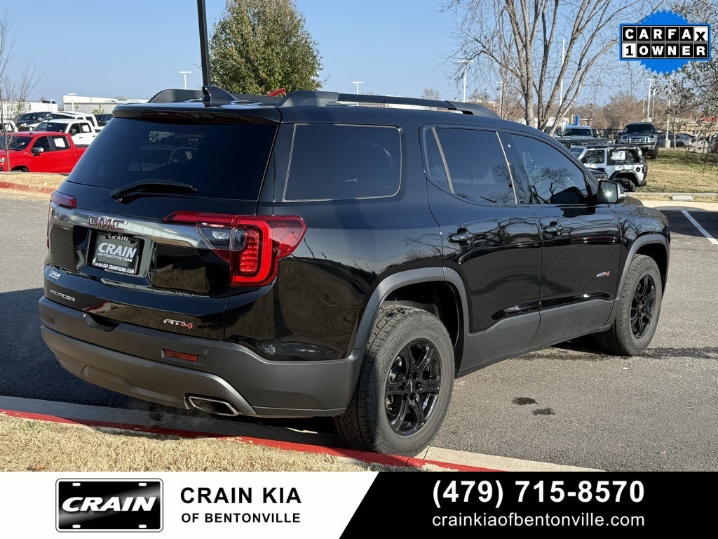 2023 GMC Acadia AT4 - AWD / CLEAN CARFAX / ONE OWNER