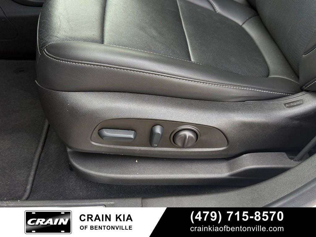 2023 GMC Acadia SLT - CLEAN CARFAX / ONE OWNER