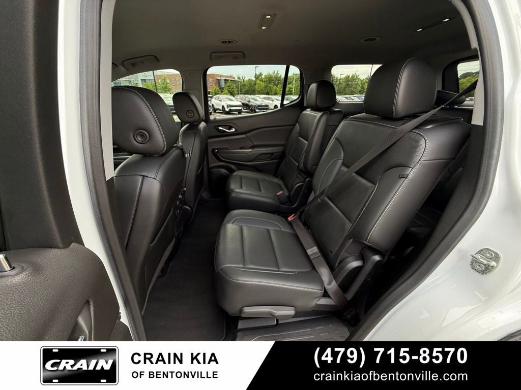 2023 GMC Acadia SLT - CLEAN CARFAX / ONE OWNER