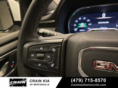 2024 GMC Yukon AT4 - 4WD / PANORAMIC SUNROOF / CLEAN CARFAX