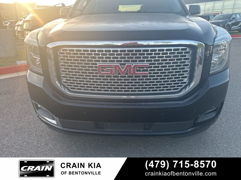 2017 GMC Yukon Denali - 4WD / ONE OWNER / SUNROOF