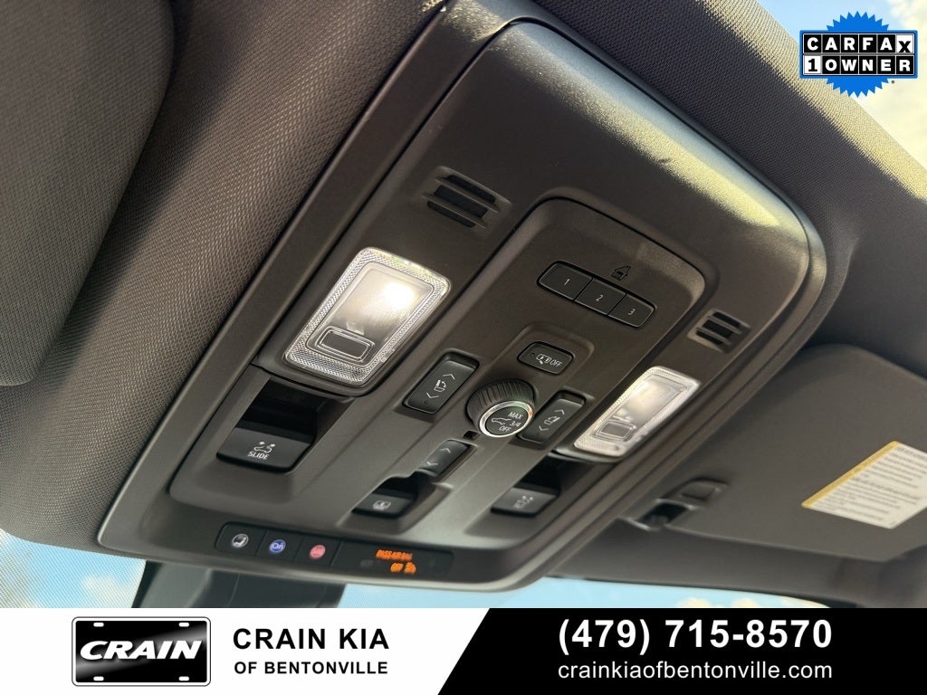 2021 GMC Yukon XL SLT - 4WD / PANORAMIC SUNROOF / ONE OWNER