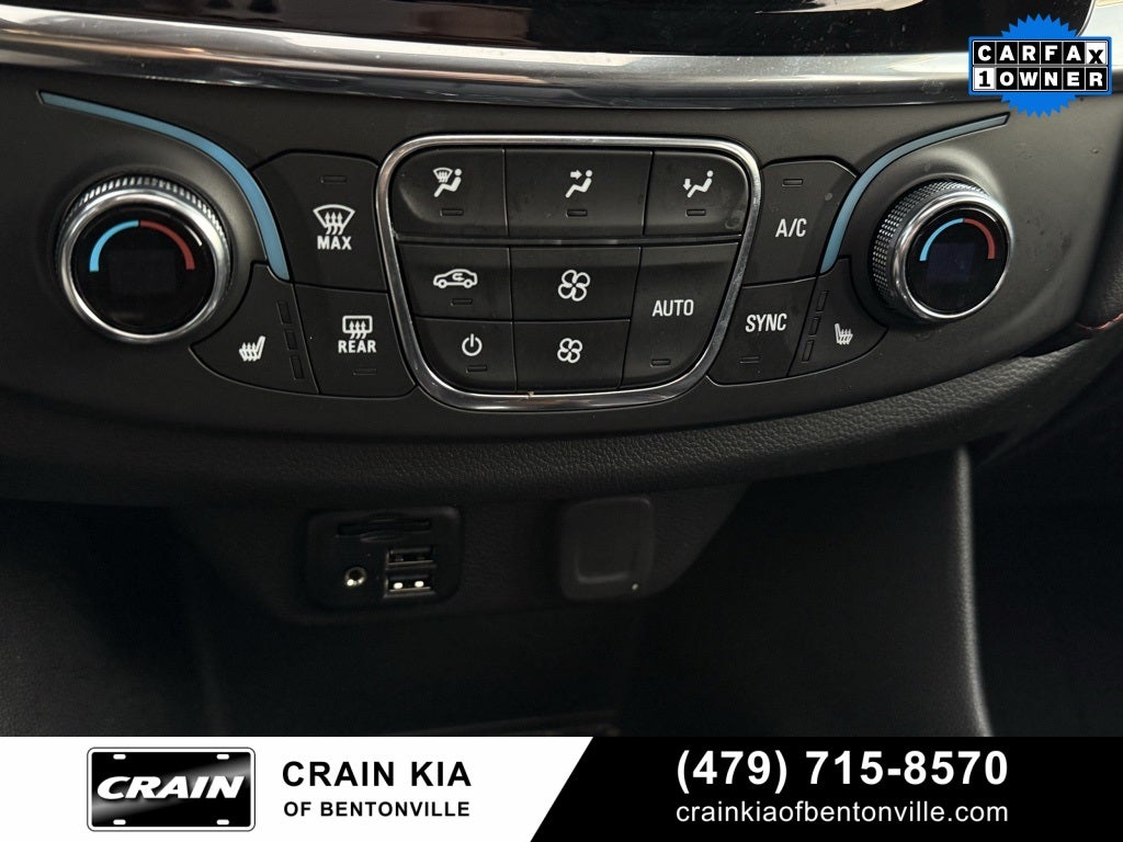 2023 Chevrolet Traverse RS - AWD / DUAL SUNROOF / CLEAN CARFAX / ONE OWNER