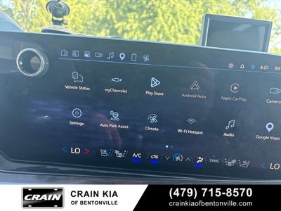 2025 Chevrolet Suburban Premier - 4WD / PANORAMIC SUNROOF / CLEAN CARFAX