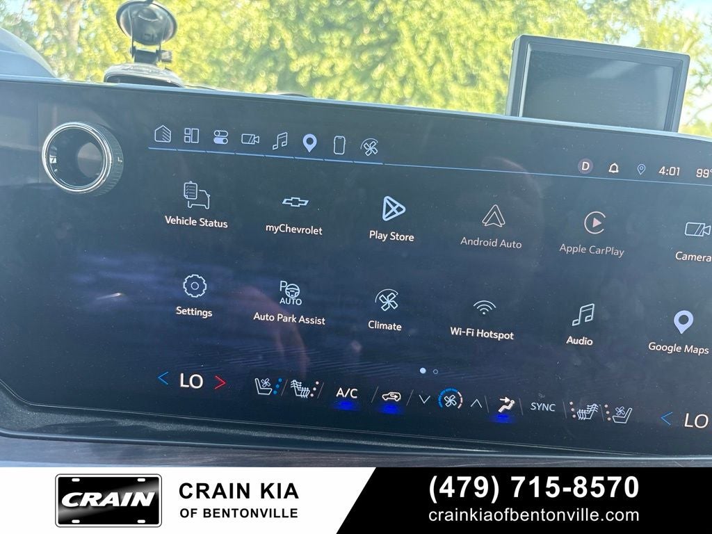 2025 Chevrolet Suburban Premier - 4WD / PANORAMIC SUNROOF / CLEAN CARFAX