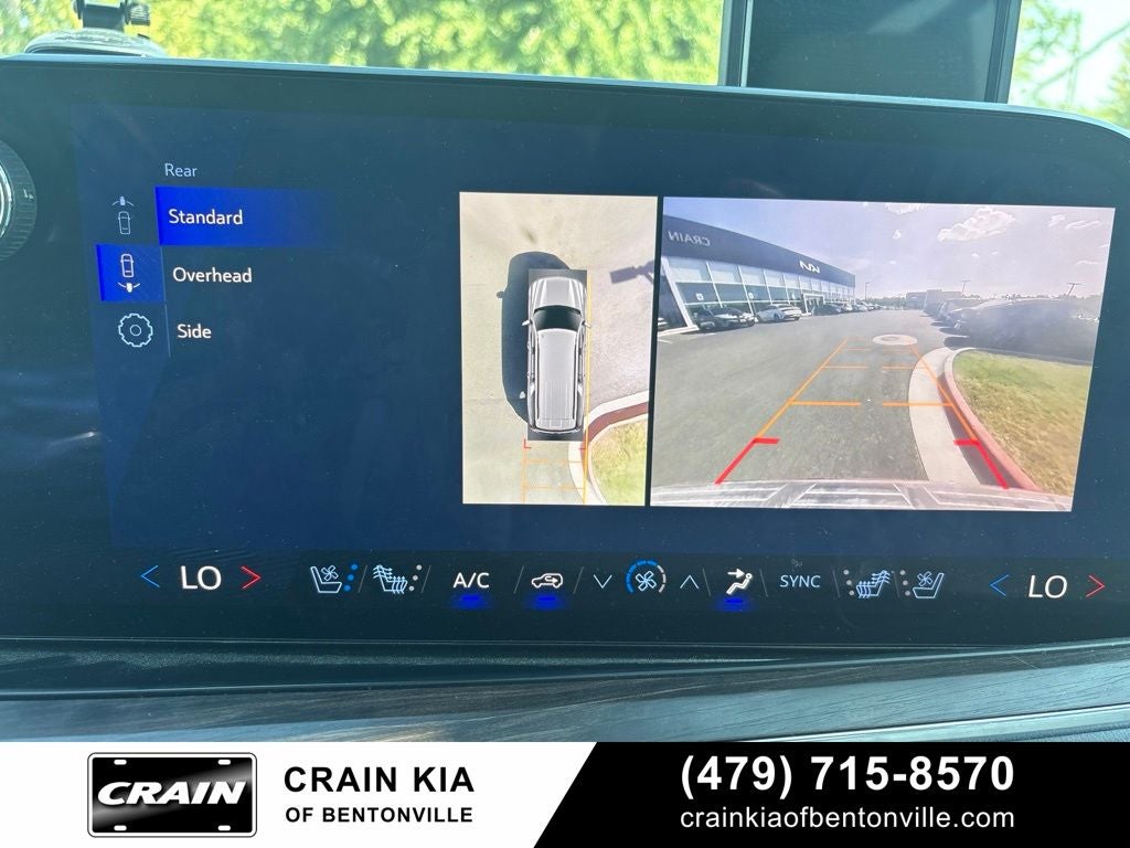 2025 Chevrolet Suburban Premier - 4WD / PANORAMIC SUNROOF / CLEAN CARFAX