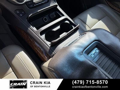 2015 Chevrolet Suburban LTZ - 4WD / SUNROOF / DVD / CLEAN CARFAX