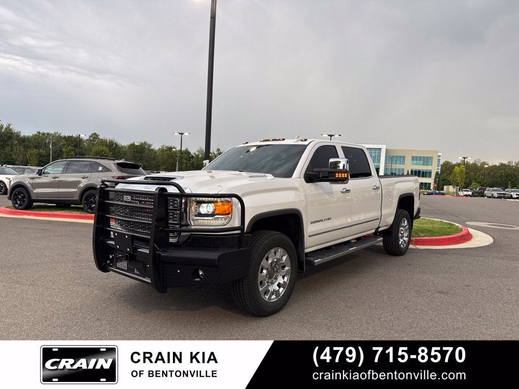 2019 GMC Sierra 3500HD Denali - 4WD
