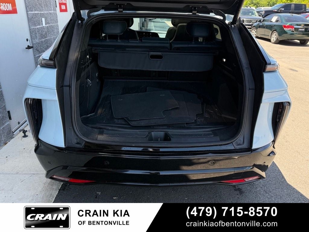 2024 Cadillac LYRIQ Sport 3 - AWD / PANORAMIC SUNROOF / ONE OWNER