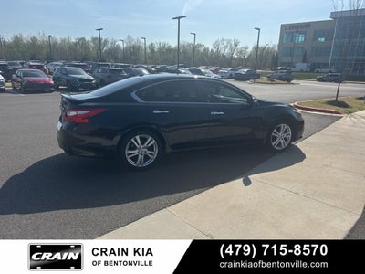 2017 Nissan Altima 3.5 SL - SUNROOF