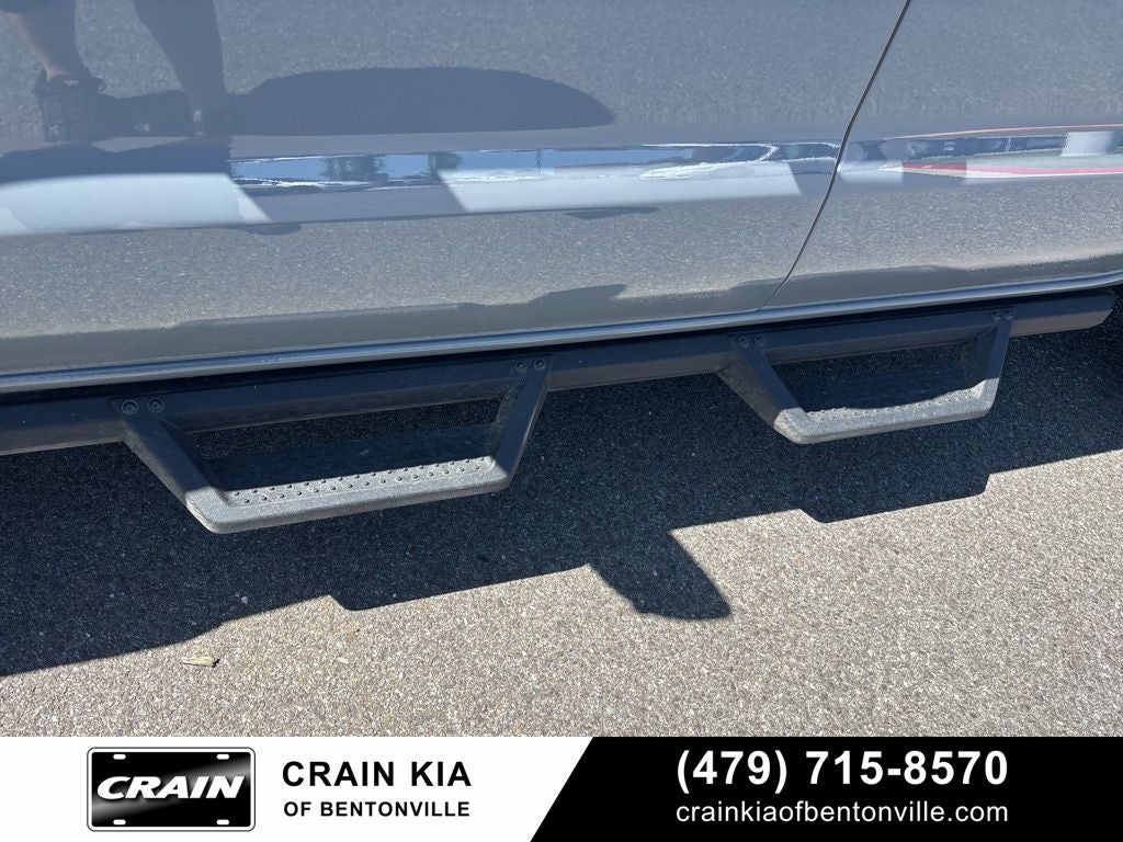 2024 Nissan Frontier PRO-4X - 4WD / SUNROOF / CARFAX ONE OWNER