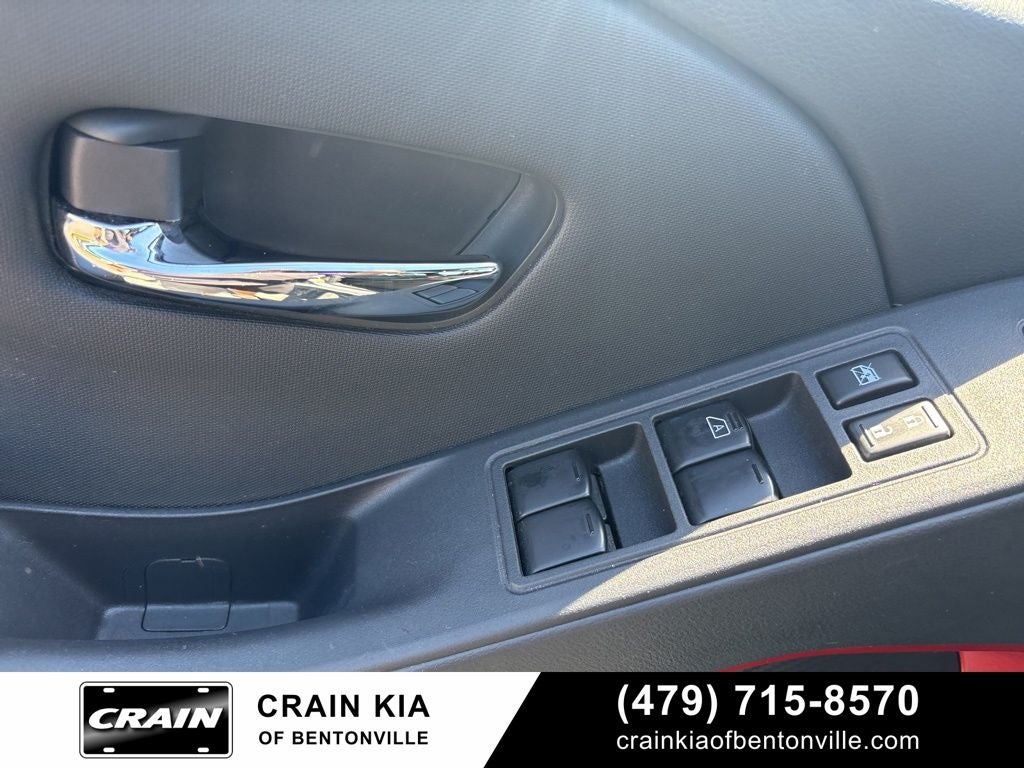 2024 Nissan Frontier PRO-4X - 4WD / SUNROOF / CARFAX ONE OWNER