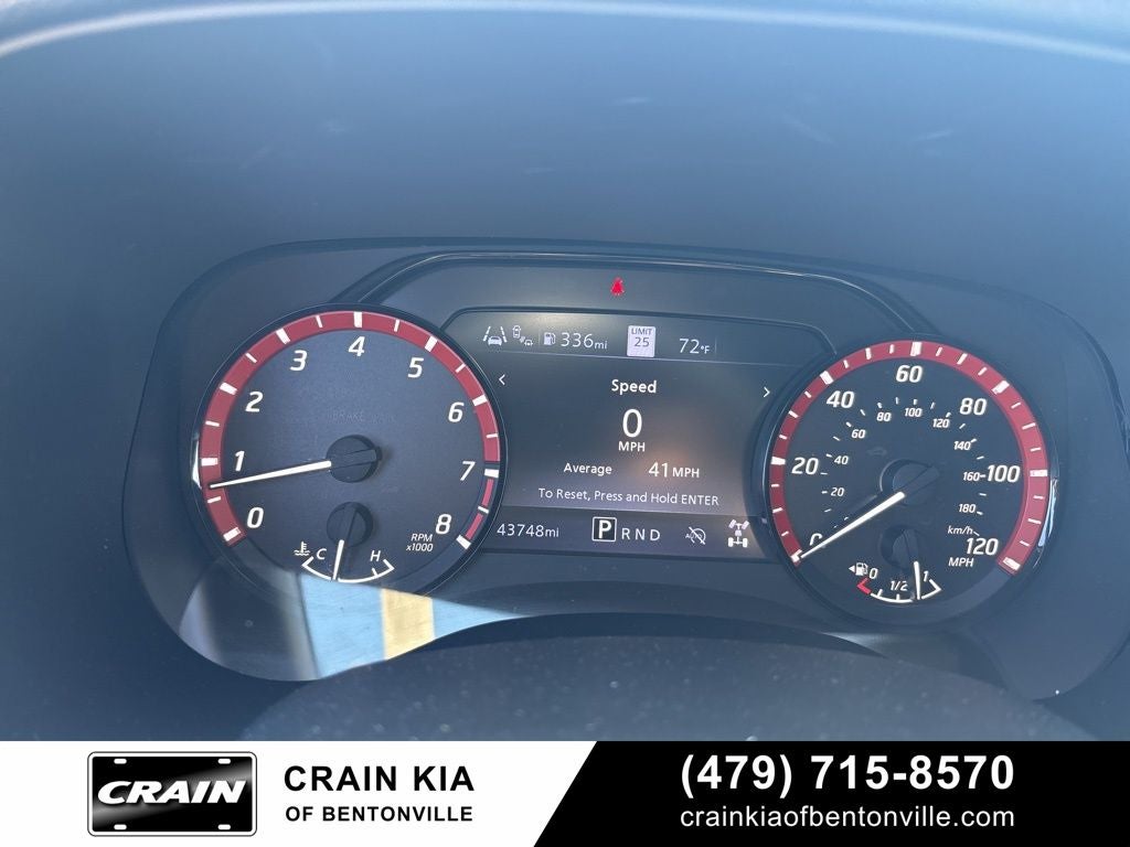 2024 Nissan Frontier PRO-4X - 4WD / SUNROOF / CARFAX ONE OWNER