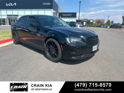 2022 Chrysler 300 Touring