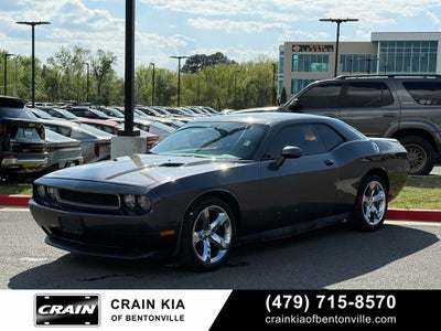 2013 Dodge Challenger SXT - CLEAN CARFAX HISTORY