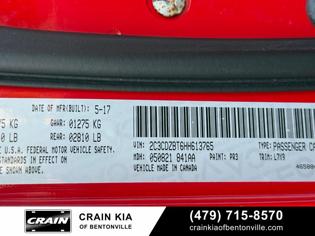 2017 Dodge Challenger R/T - CLEAN CARFAX / SUNROOF