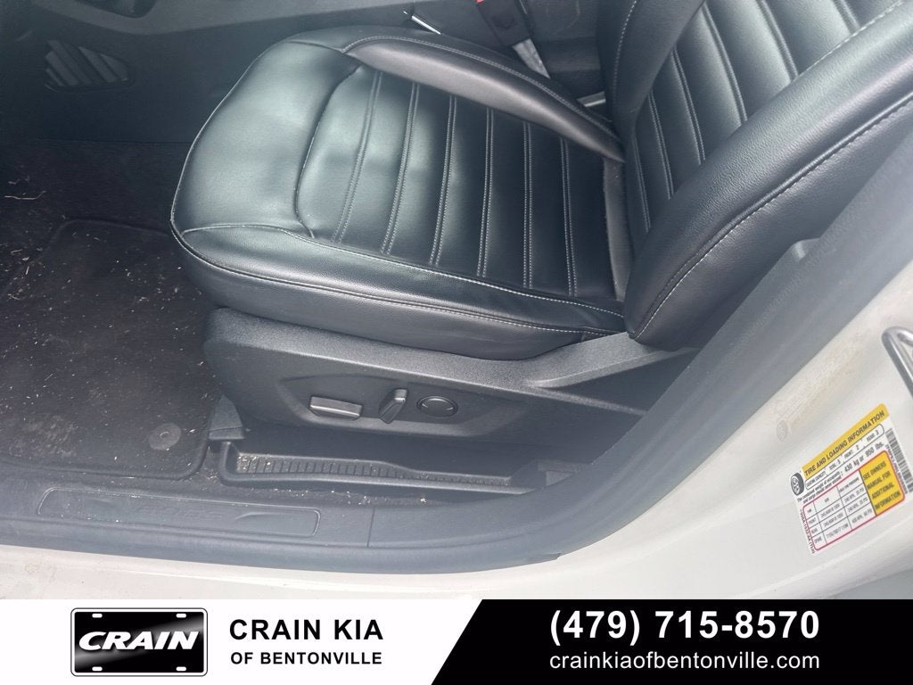 2020 Ford Edge SEL - CARFAX ONE OWNER